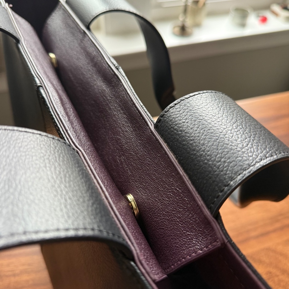 Freja New York Bag | Lafayette Tote Black - Picture 3 of 7